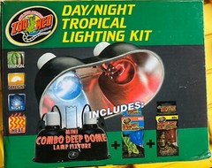 Zoo Med Tropical UVB & Heat Lighting Kit Brand New W/ Bulbs