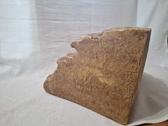 Resin Reptile Corner Hide Rustic Stone Cave 8″ Tall Living Hiding Rock Lt Gray