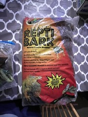 reptile supplies decor
