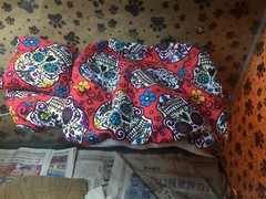 SPANISH SKULL PRINT LRG RESTING BED COVER ONLY /NO FRAME BED 4 BEARDED DRAGONS