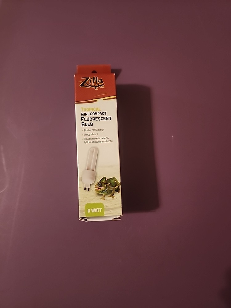 Zilla Mini Compact Fluorescent Bulb – Tropical – G9 socket – 6 watt
