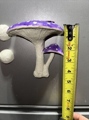 PURPLE reptile magnetic mushroom feeder Ledge With Beer Savers Pack Of 48