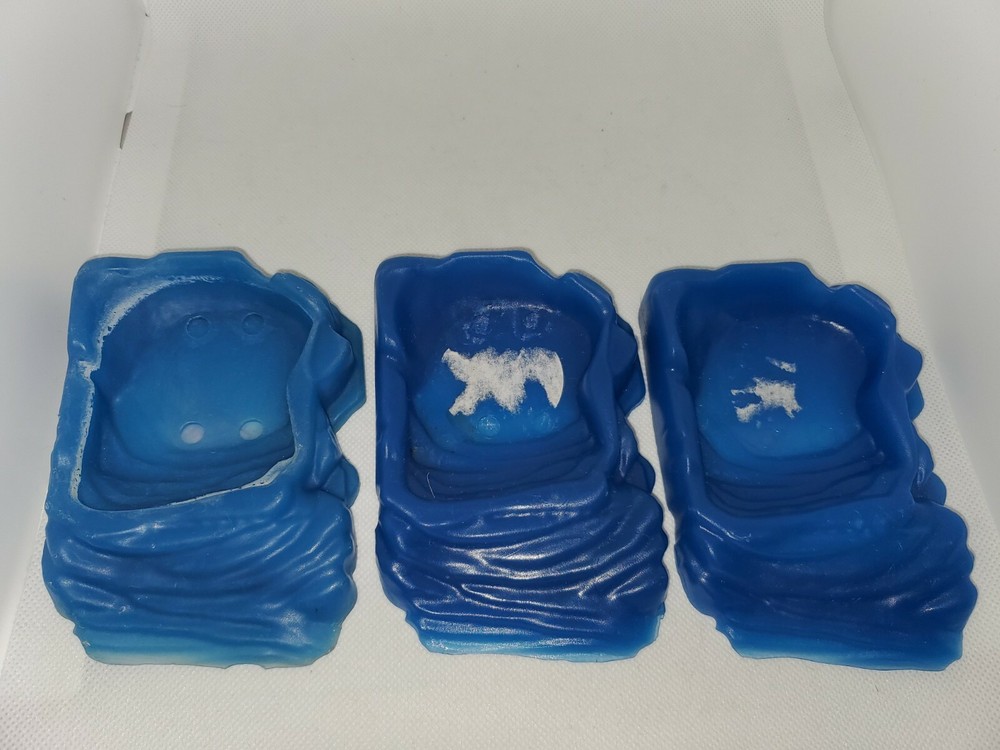 Reptile ramp blue Food Dish Bowl, Worm Water Dish Small Lizard Gecko Pet lot
