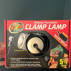 Zoo Med LF-11 Deluxe Porcelain Clamp Lamp 5 1/2 in Polished Dome On/Off