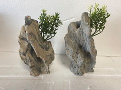 Terrarium Decor – Reptile Habitat Accessories, Solid Single Rock with Green Leaf