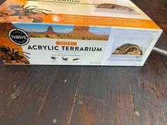 Thrive Desert Acrylic Terrarium for Invertebrates 12x8x6