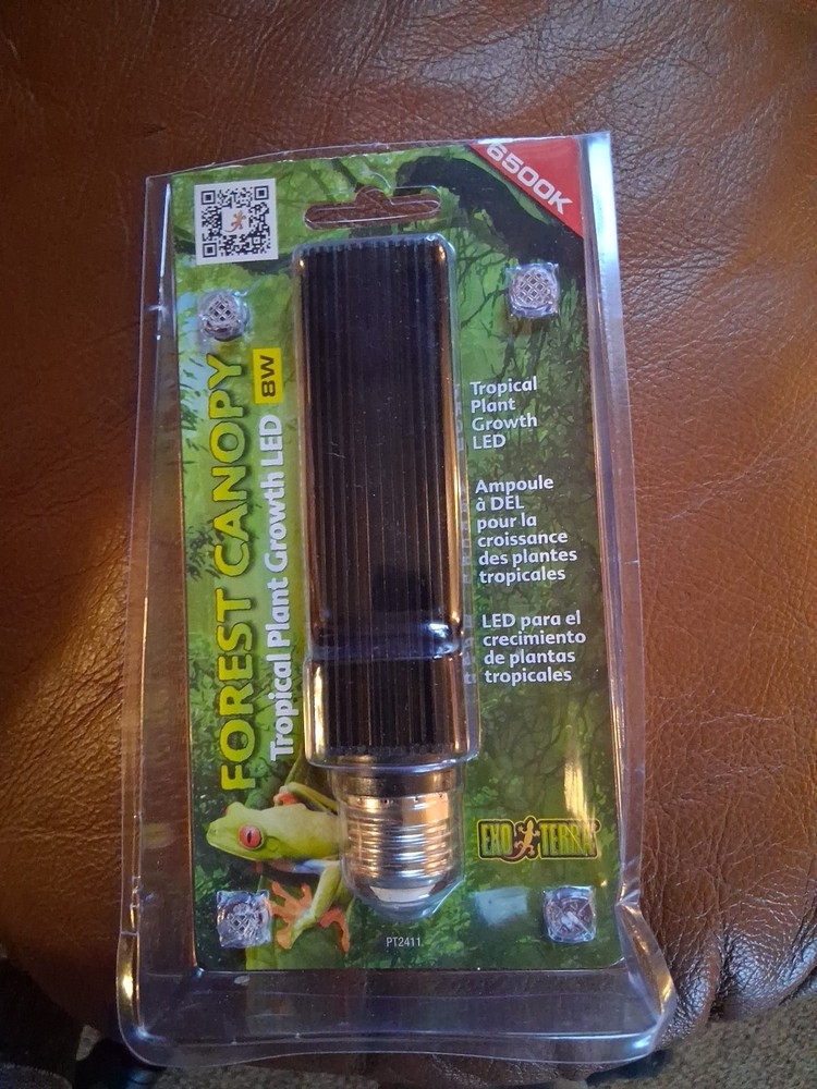 EXO TERRA FOREST CANOPY TROPICAL PLANT GROWTH LED – 8 WATT