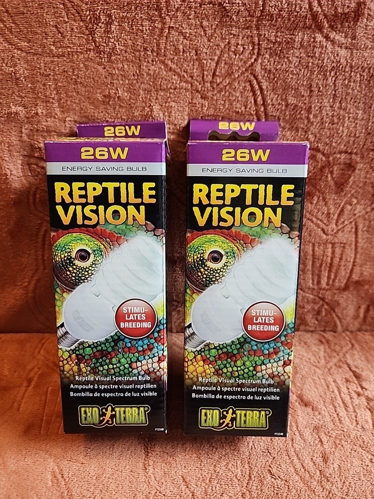 (2) ExoTerra Reptile Vision Spectrum Bulbs 26W PT2346. Energy Saving Bulbs. NEW