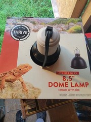 Thrive 8.5 Inch Dome Heat Lamp for Reptiles and Amphibians New