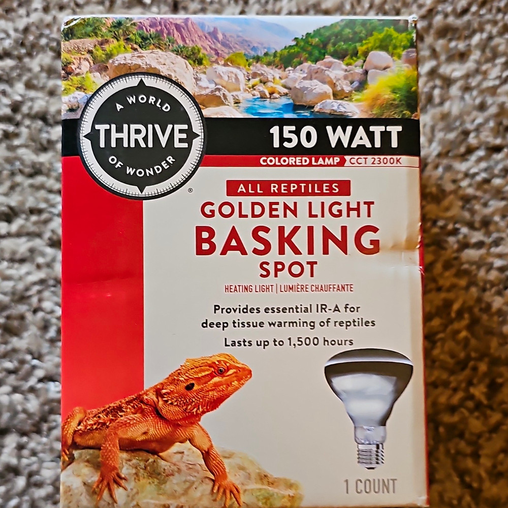 Thrive Golden Light Basking Spot 150W Golden Reptile Heat Lamp Bulb, 1 Count
