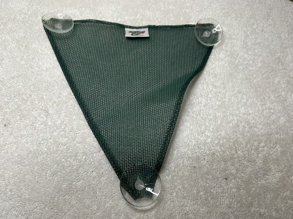 Zoo Med Green Nylon Mesh Reptile Hammock 10 Inch Triangle Suction