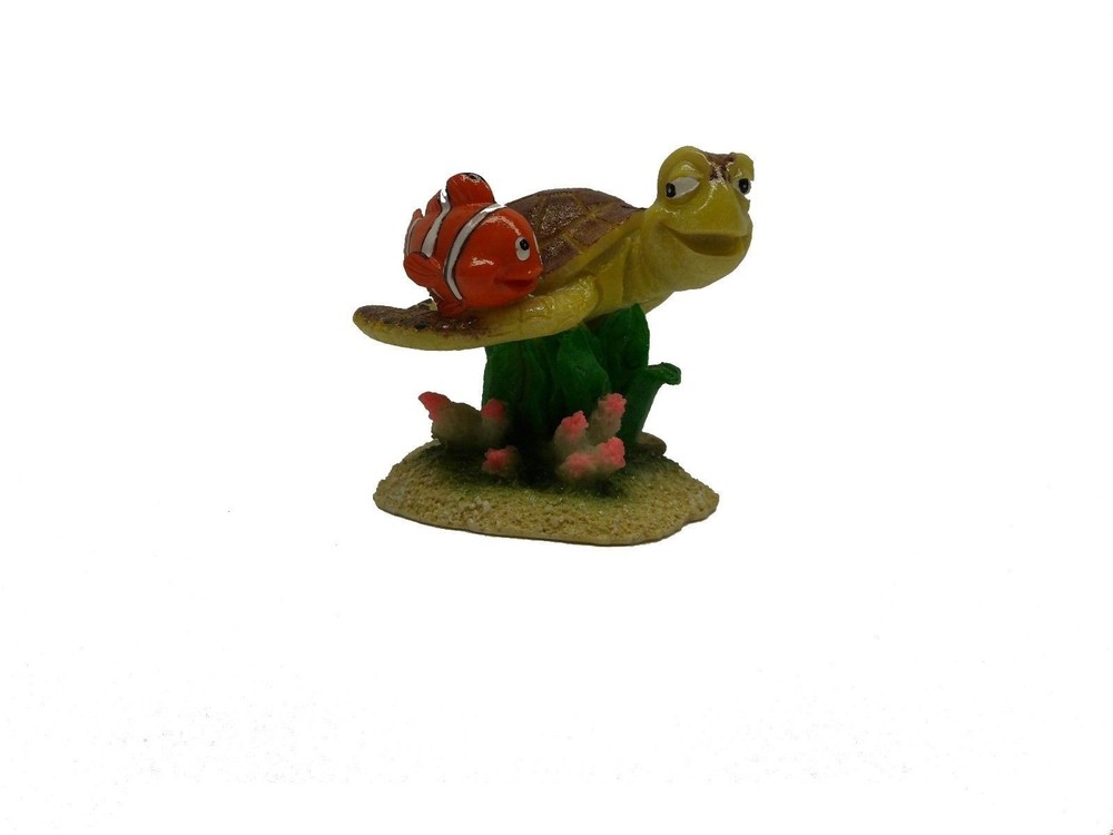 FINDING NEMO MARLIN & CRUSH POLYRESIN REPLICA AQUARIUM ORNAMENT EBI338