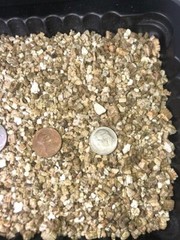 Organic Sterile Vermiculite for Terrariums Planting and incubators