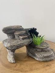 Reptile Habitat Decor Thrive Corner Hide Rocks and Log XL (new without tags)