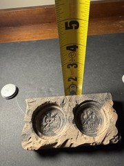 Magnetic Brown Reptile Or Amphibian Food And Water Feeder Bowl Magnetic