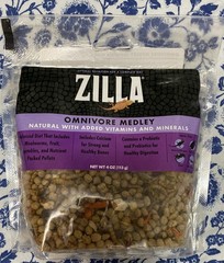 Zilla Reptile Medley Food Omnivore Mix 4 oz Complete & Balanced w Calcium Feed