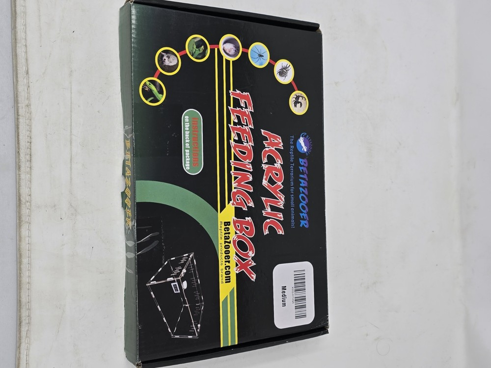 NEW Betazooer Acrylic Feeding Box – Reptile Breeding Terrarium Tank – Open Box