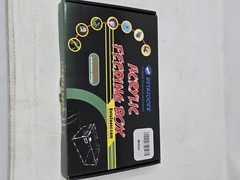 NEW Betazooer Acrylic Feeding Box – Reptile Breeding Terrarium Tank – Open Box
