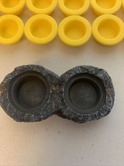 Yellow 1/4 Oz Gecko Reptile Trantula Silicone Cups With Holder Like Beer Savers