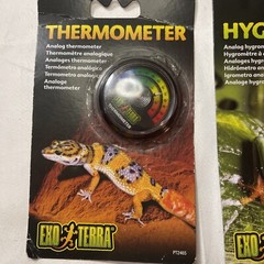 Reptile Supplies Lot (New) 🐍 🦎 Thermometer /Hygrometer / 2 Basking Lamp Bulbs