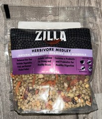 New! Zilla Herbivore Medley Diet Herbivore Mix 4oz **Free Shipping!