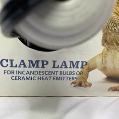 Aqua Culture Repta-clamp Lamp 75 Watt 5.5 Inch Ceramic With Switch 60 Watt Bulb