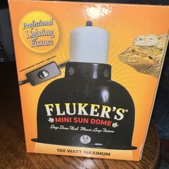 Flukers Mini Sun Dome Deep Flush Mount Lamp 5.5 in 100 Watt Max Turtles Reptiles