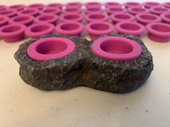Purple 1/4 Oz Gecko Reptile Trantula Silicone Cups With Holder Like Beer Savers