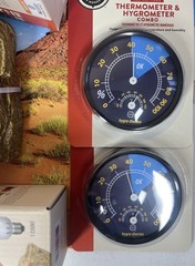 🍀 Thrive Reptile Starter Kit Bulb, Basking Spot Light & Thermometer/Hygrometer