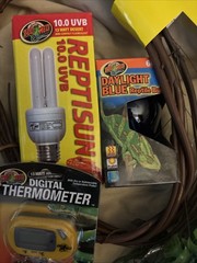 Zoo Med Eco Carpet/Vine/Flora/UVB & Day Bulb/ Thermometer Reptile New