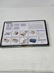 NEW Betazooer Acrylic Feeding Box – Reptile Breeding Terrarium Tank – Open Box