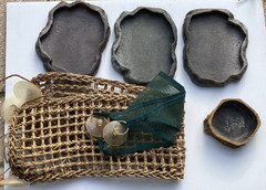 LOT Iguana Stuff Zoo Med Repti Rock Food Dishes for Reptiles Hammock Hangout etc
