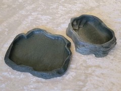 ReptiRock Dish Reptile Food And Water Dishes Medium Snake Lizard Gecko Zoo Set