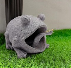 Frog Statue Deco Rain Gutter Diverter Extension Downspout Splash Block | Eco-…