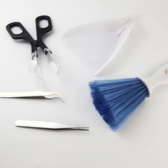 Reptile Feeding Scooper Tool, Mini Dustpan and Brush Set, Straight & Curved
