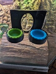 silicone food & 3D printed double magnetic dish holder for geckos reptile