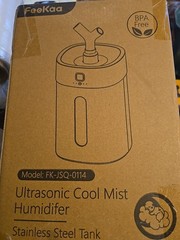 Feekaa Stainless Steel Humidifier, 4L/1Gal Cool Mist Humidifier. New Open Box