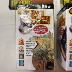 Reptile Supplies Lot (New) 🐍 🦎 Thermometer /Hygrometer / 2 Basking Lamp Bulbs