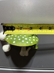 GREEN reptile magnetic mushroom feeder Ledge With Beer Savers Pack Of 48 Cups