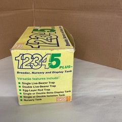 Pen Plax Vintage 1989 12345 Plus Breeder Nursery and disolay Tank