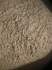 15oz Wheat Bran Bedding, Gut-Load for Superworms, Mealworms And Other Feeders