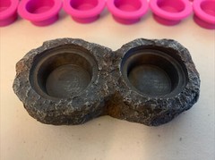 Purple 1/4 Oz Gecko Reptile Trantula Silicone Cups With Holder Like Beer Savers