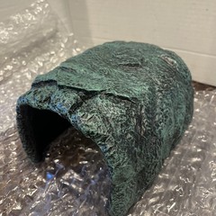 Dark Green Large Reptile Hide Resin Maid Stone Look