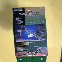 Penn-Plax Reptology Turtle Platform Acrylic Tank Platform for Turtles Amphibians