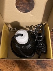 Fluker’s 5.5 inch Deluxe Clamp Lamp for incandescent or ceramic heat 75 watt max