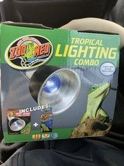 Zoo Med Reptile Mini Deep Dome Tropical Terrarium Lighting & Light Bulb Combo