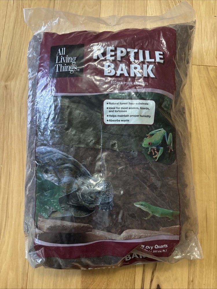 All Living Things Reptile Bark – Natural Forest Floor Substrate – 8 Dry Quarts
