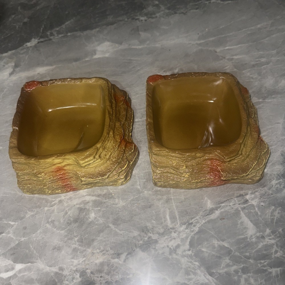 2 Thrive Reptile Food And Water Dishes (Brand New)