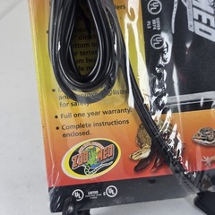 Zoo Med ReptiTherm UTH – Under Tank Heater 1-5 Gallon New!
