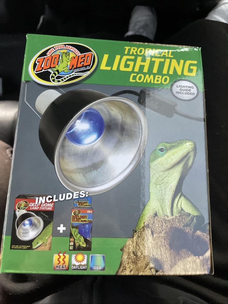 Zoo Med Reptile Mini Deep Dome Tropical Terrarium Lighting & Light Bulb Combo
